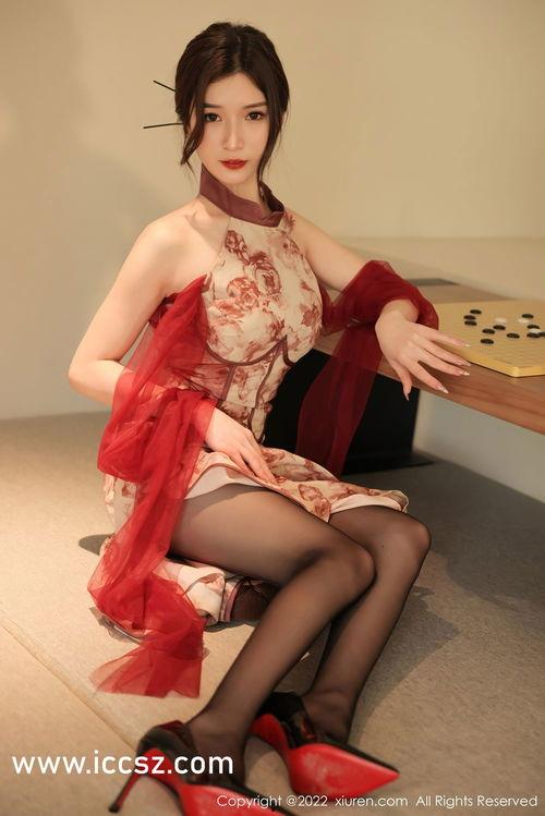 娱乐吃瓜酱模特,揭秘模特界的幕后故事